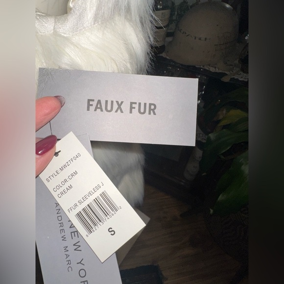 Marc New York Faux Fox Fur Vest Cream Sleeveless Jacket - Picture 10 of 14